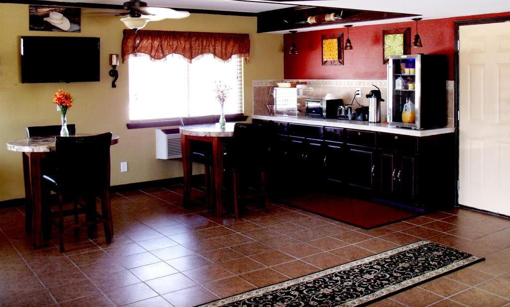 Country Inn Sterling エクステリア 写真