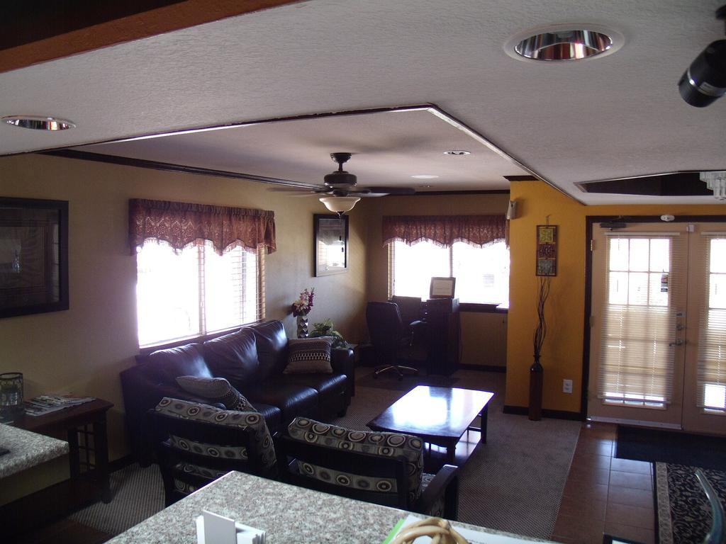 Country Inn Sterling エクステリア 写真