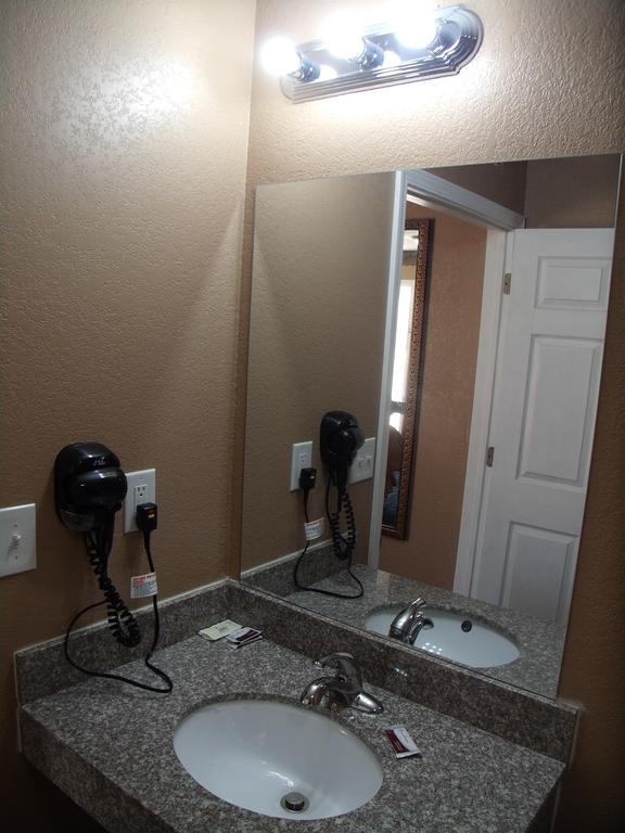 Country Inn Sterling エクステリア 写真