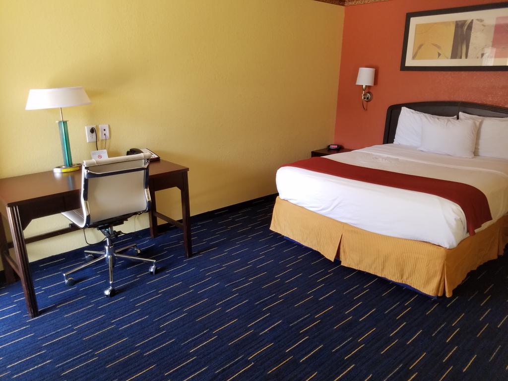 Country Inn Sterling エクステリア 写真