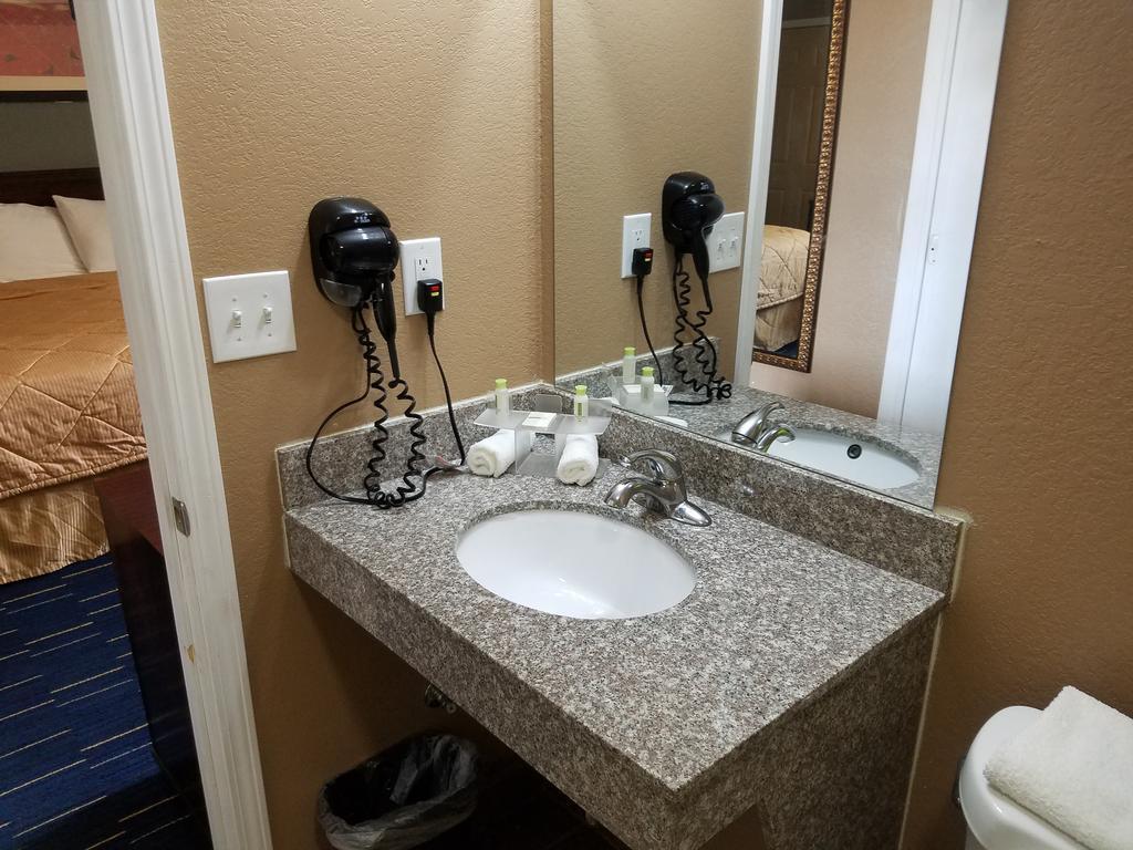 Country Inn Sterling エクステリア 写真