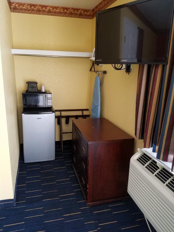 Country Inn Sterling エクステリア 写真