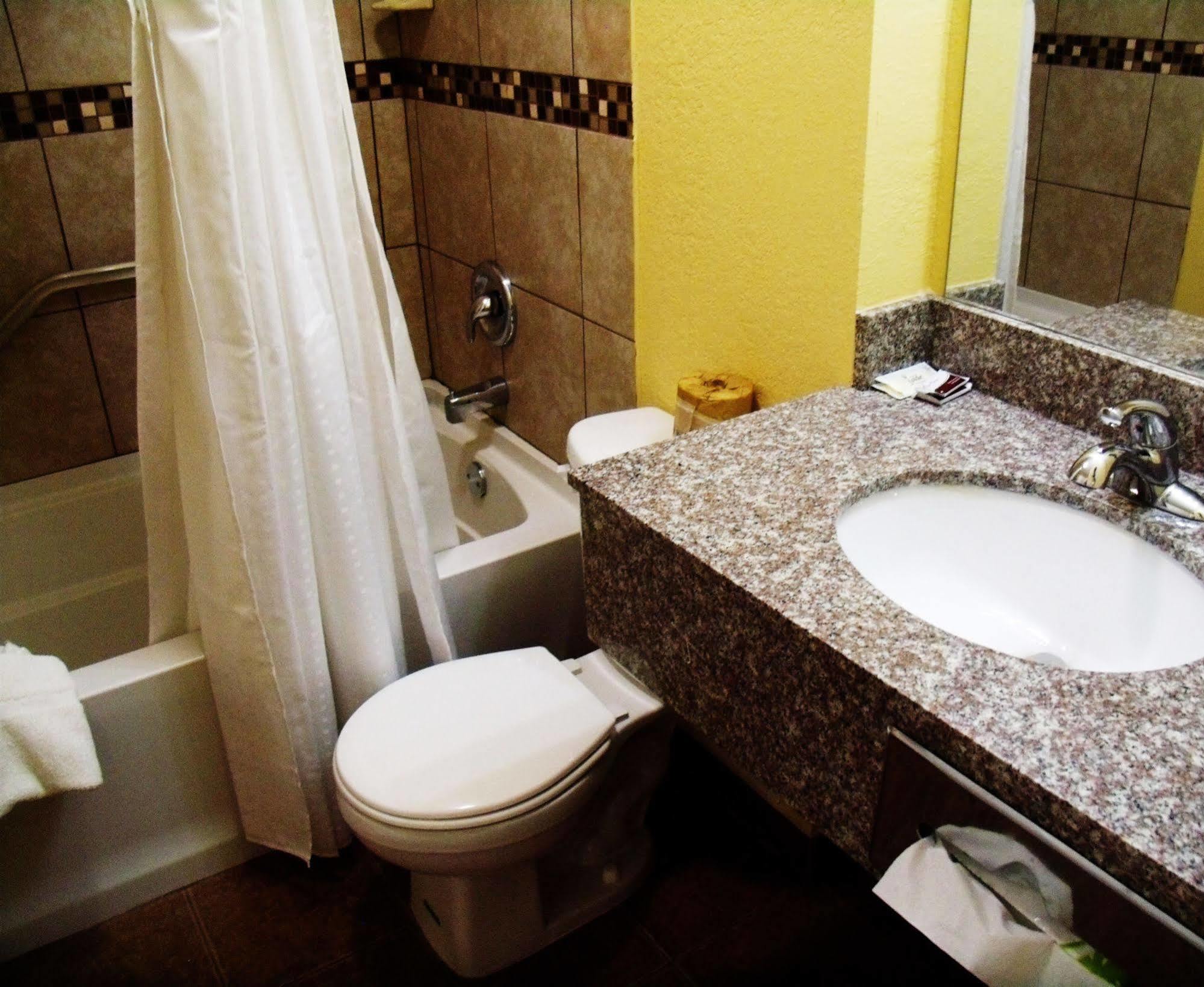 Country Inn Sterling エクステリア 写真
